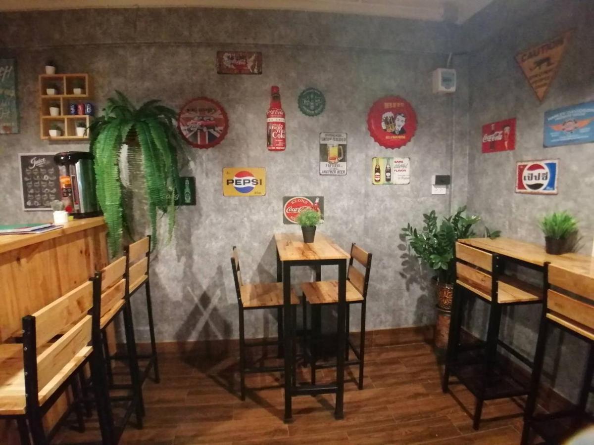 Gogoal Latkrabang Apartman Bangkok Kültér fotó