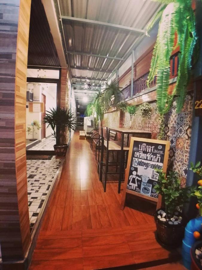 Gogoal Latkrabang Apartman Bangkok Kültér fotó
