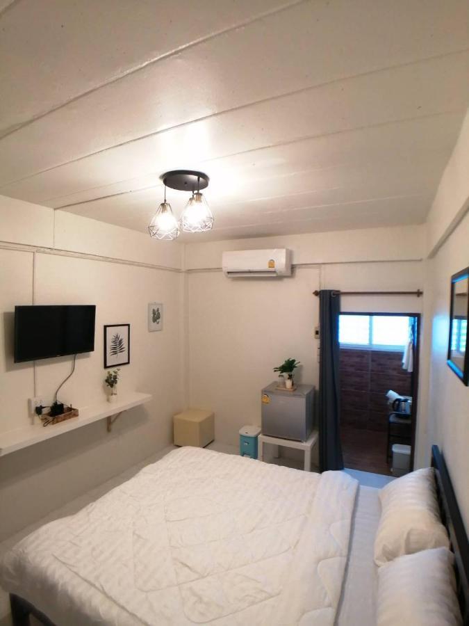 Gogoal Latkrabang Apartman Bangkok Kültér fotó