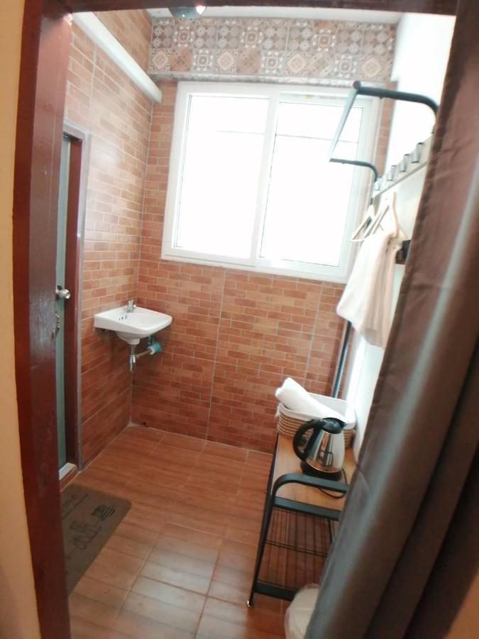 Gogoal Latkrabang Apartman Bangkok Kültér fotó