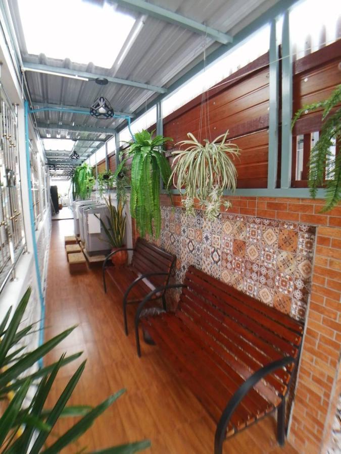 Gogoal Latkrabang Apartman Bangkok Kültér fotó